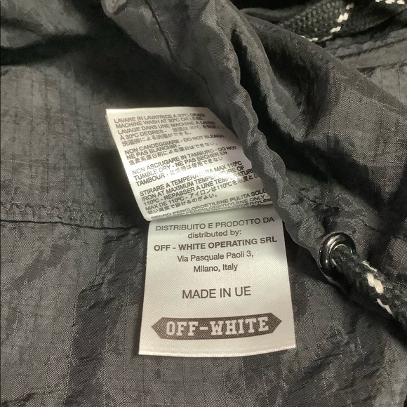 Off-White Oversized Windbreaker UNISEX - Picture 11 of 16